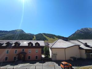 Studio abordable proche pistes, balcon sud, animaux admis - FR-1-445-90