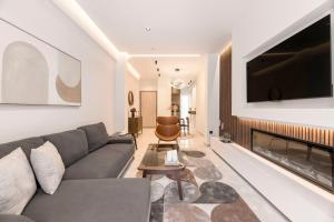 Linea 2BR Apartment in Ampelokipoi by UPSTREET