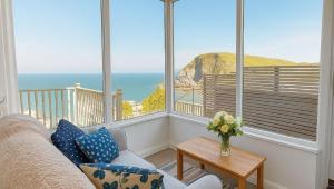 ILFRACOMBE RAPHAEL 2 Bedrooms