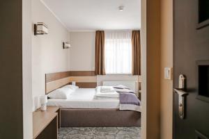 Family Room (2 Adults + 1 Child up to 12 years old) room in Hotel Sleep
