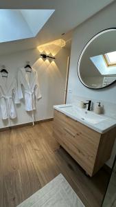 Parenthèse sous les toits - suite cosy avec jacuzzi - hypercentre