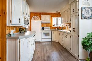 Lake Nature & Outdoor Fun - Chalet Mandeville II