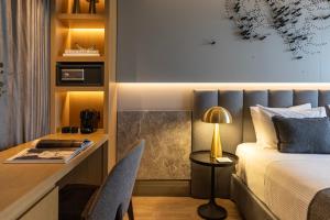 Superior Room room in Heritage Hill Hotel