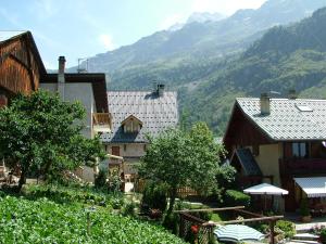 Chalets Chalet Lucette : photos des chambres