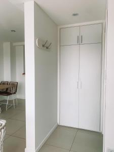 Elegante y moderno departamento a una cuadra del mar