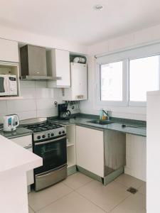 Elegante y moderno departamento a una cuadra del mar