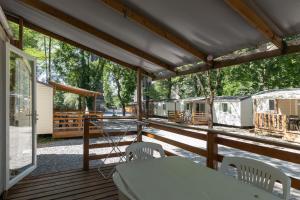 Campings Les Rives d’Auzon Mobil-home 4 pers : photos des chambres