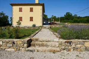 Villa Telma in Kostrčani - Haus für 8-10 Personen