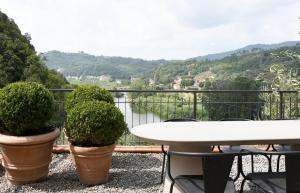 Villa Mia Lucca - Modern Comfort in the Tuscan Hills
