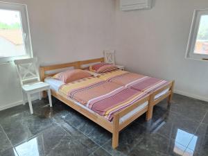 Blue Pool house Rakalj