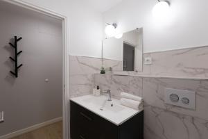 Appartements Appart-Hotel Tournusien : photos des chambres