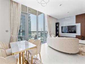 Modern 1BR, Expat Friendly - 4hvězdičkové hotely ve městě Dubaj
