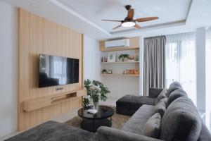 Ma-Umi Chiang Mai pool villa 5 BRs - 10 mins to city center and Airport