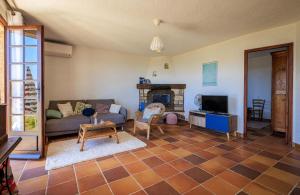 Maisons de vacances Maison Canorgues : photos des chambres