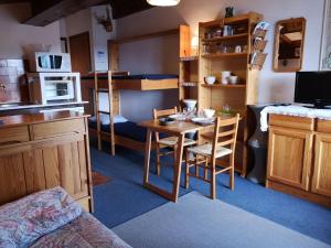Appartements Appartement studio a Notre-Dame-de-Bellecombe - 4 personnes NDB102-04G4 : photos des chambres