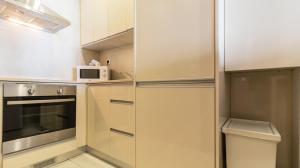 Adorable apartment center Nao