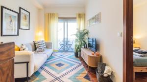 Adorable apartment center Nao