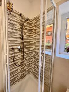 BelSorrisoVarese 2 - Hotel & Residence - Private Parking - Reservation Required