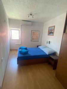 Holiday home in Novi Vinodolski 15408