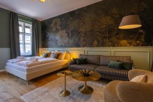 josefs home I Lotus Apartment