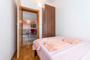 Apartment Rogoznica - Sibenik Riviera 7182