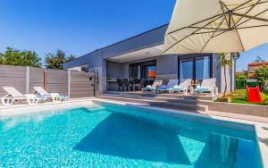 Istriensonne 0785 - Double 1 & Double 2 mit Pool