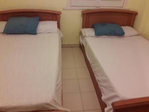 قرية نيس1 شاليه أرضي على حمام السباحة