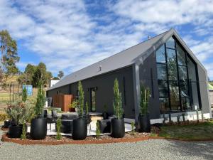 Sherwood Loves Tasmania