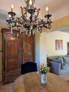 Villas Villa spacieuse avec jardin a Saignon : photos des chambres