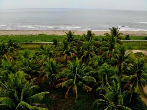 Cheskas Tennis Paradise & Beach House