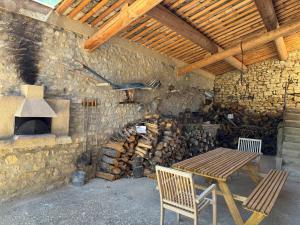 Villas Villa spacieuse avec jardin a Saignon : photos des chambres