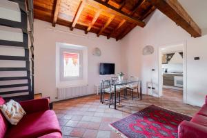 Homeby, Casa Indipendenza