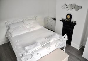 The Great Escape by Tŷ SA