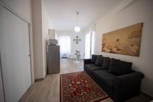 SweetHome Confortevole bilocale vicino Stazione Aria Condizionata Wifi