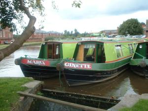 Stone - Self-Drive Boat - Sleeps 2 - Pet Friiendly