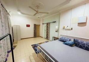 Robina Homestay