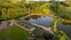 Domki Nad Stawami z Jacuzzi i Sauną 4