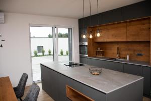 Vila Altura- Luxury Hiltop Retreat with Panoramic View & Teracce