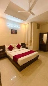Hotel Veer Palace Near Railway & Bus Station Udaipur