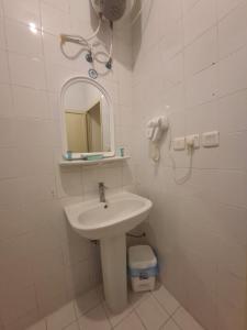 شقق فور هوم المخدومة Four Home