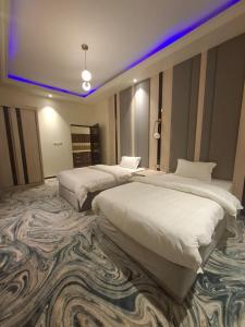 شقق فور هوم المخدومة Four Home