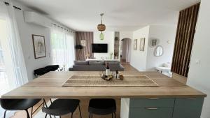Maisons de vacances Villa Oyat entre foret et ocean : photos des chambres