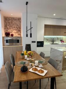 Casa Rural con piscina privada en casco urbano de Náquera Botigueta 25