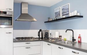 House & More near the IJsselmeer