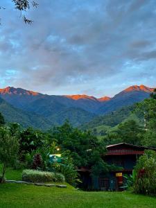 Hotel de Montaña El Pelicano