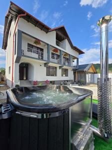 Pensiunea Corbii de Piatră