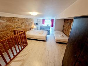 Appartements Duplex pour 5 pers, a 2 pas de l-Opera de Lyon : photos des chambres