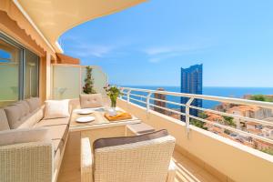 High-End Residence with Pool and Panoramic Views