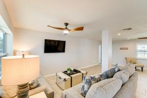 Private Dock and Pool Port Charlotte Escape!