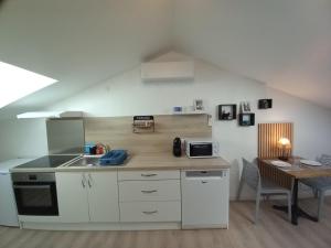 Studio Proche Centre ville avec Place de Stationnement